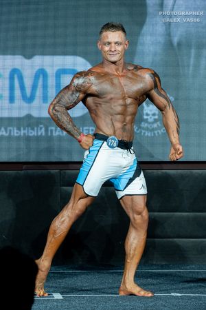 MEN'S ATHLETIC OVERALL